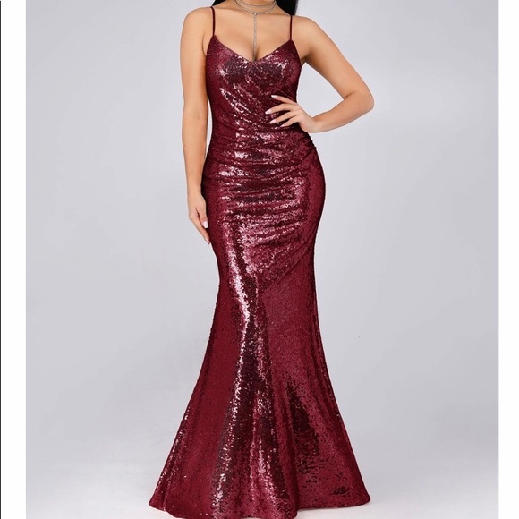 Dresses & Skirts - 🆕Sexy Sequin Evening Gown